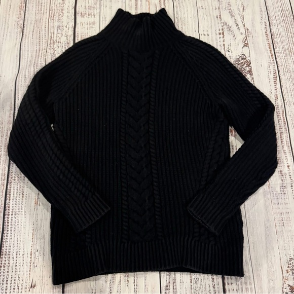 lululemon athletica Tops - Lululemon Black Textured Knit Top